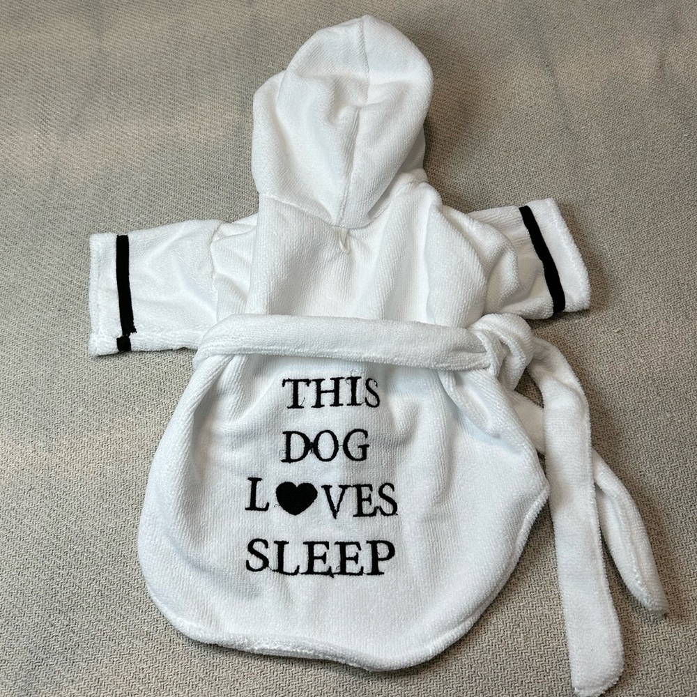 THIS DOG LOVES SLEEP Pet Bath Robe with Belt NWT Gift